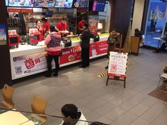 -肯德基(彩云城店)