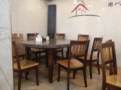 包厢-周家大连水饺(美专校街店)
