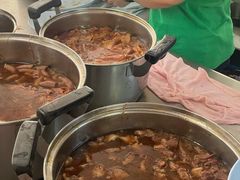 -Kha Mu Charoensang(Silom)