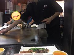 -利昂法式铁板主题餐厅(新奥购物中心店)