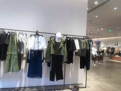 -URBAN REVIVO(西安Momopark店)