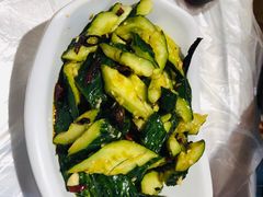 刀拍黄瓜-可可大虾武汉土菜大排档(万松园1店)