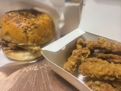 -必胜客(周浦万达店)