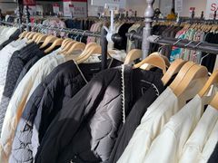 -燕莎奥特莱斯购物中心