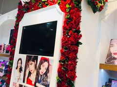 -4iNLOOK美瞳店(龙之梦购物中心虹口店)