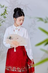 -芳妮豆丁儿童摄影（7城16年品牌）(积玉桥店)