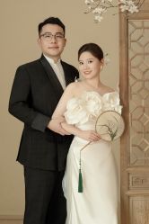 -雪中彩影婚纱摄影·微光艺术中心