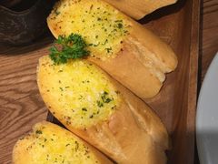 -Lia Cafe Bar Restaurant松山咖啡屋