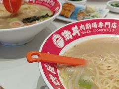 -大食代美食广场(上海中心店)