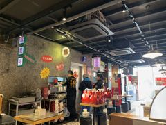 -肥汁米蘭香港米线(定西路店)