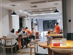 大堂-九道菜有鸡鱼头(石鼓路店)