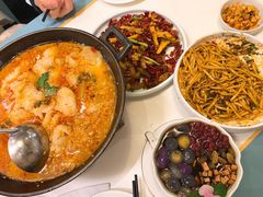 自制泡菜龙利鱼汤锅-付掌柜在成都·热炒砂锅集(金禾店)