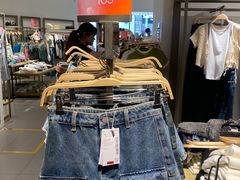-URBAN REVIVO(北京斯普瑞斯奥特莱斯店)