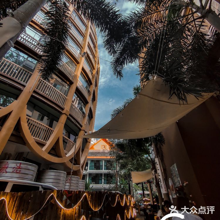 版纳必吃泰餐‼️泰式火山排骨 lisa同款