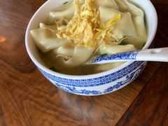-笑来喜馄饨小笼工坊店(湖滨街店)