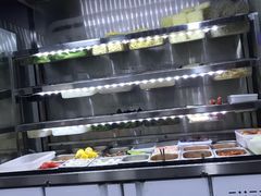 自助取餐区-四川老牛麻辣烫(北门桥店)