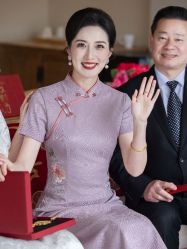 -禾米旗袍妈妈装礼服定制(嘉业国贸店)