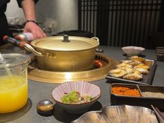-铭牛烧肉·和牛海鲜自助(高新月牙湖店)