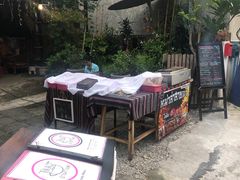 -Tikky Cafe