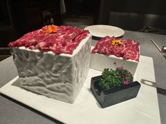 -左庭右院鲜牛肉火锅黑金店(陆家嘴中心店)