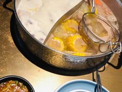 暖心牛肚鸳鸯锅-左庭右院鲜牛肉火锅(新梅广场店)