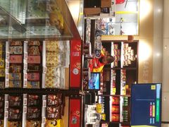 -壳牌华苑加油站