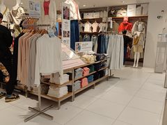 -优衣库(北京万柳华联购物中心店)