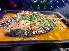 炭烤黔鱼-来伊回麻辣烫·火锅串串清真(红瓦寺总店)
