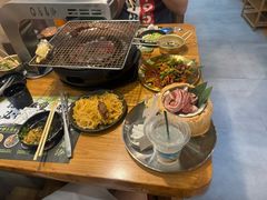 -合易泓烤肉·海肠捞饭(火车站店)