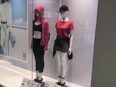 -优衣库(上海正大广场店)
