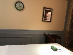 -静博士养生美容连锁