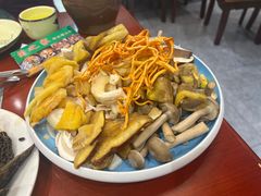 -菌之家·专业纯野生菌火锅·特色炒菌