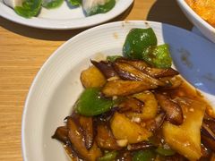 -关东小磨东北菜(上海长风大悦城店)