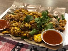 -东海岸人工湖美食村