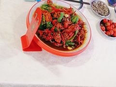 -海盗船. 龙虾烧烤. 酒馆