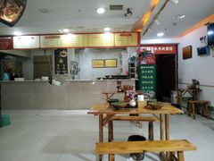 大堂-福半天牛肉面(碧津轻轨站店)