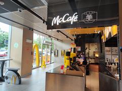 -麦当劳(中二横路店)