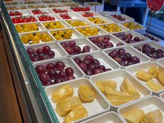 -涨巢·潮玩水疗局