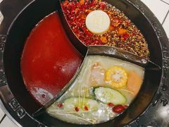 -卤校长重庆老火锅(南岗万达店)