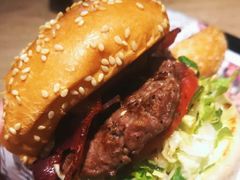 -The Habit Burger Grill 哈比特汉堡(爱琴海店)