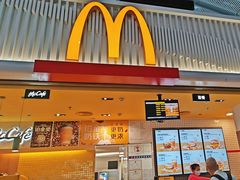 -麦当劳(深圳北站B2检票口楼上)