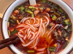 -子宸什夹婆乌鸡米线弹子石店(泽科·星泽汇店)