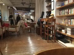 大堂-雕刻时光咖啡馆(师大路店)