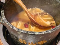 -芸山季·云南山珍菌火锅(人民广场来福士店)