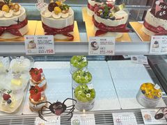 -花花卷卷·鲜食蛋糕(静安久光百货店)