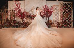 -南京宝娜嫁衣婚纱礼服馆(中央路店)