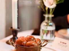 餐前面包黄油-壳里西餐厅Coquille Seafood Bistro(蒙自路店)