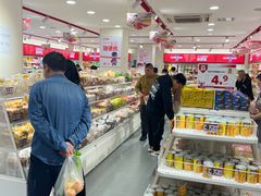 -赵一鸣零食(江苏南京福园街店)