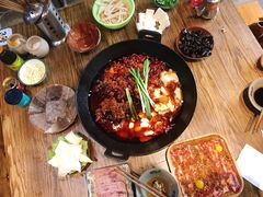 -周幺妹重庆老火锅(银泰城总店)