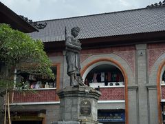 -乌布德传统市场